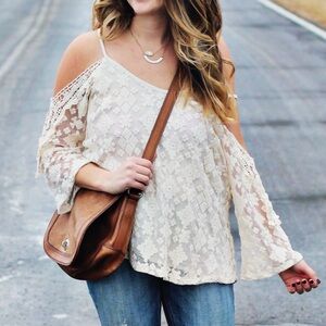 Skies Are Blue Kaimana Cold Shoulder Top